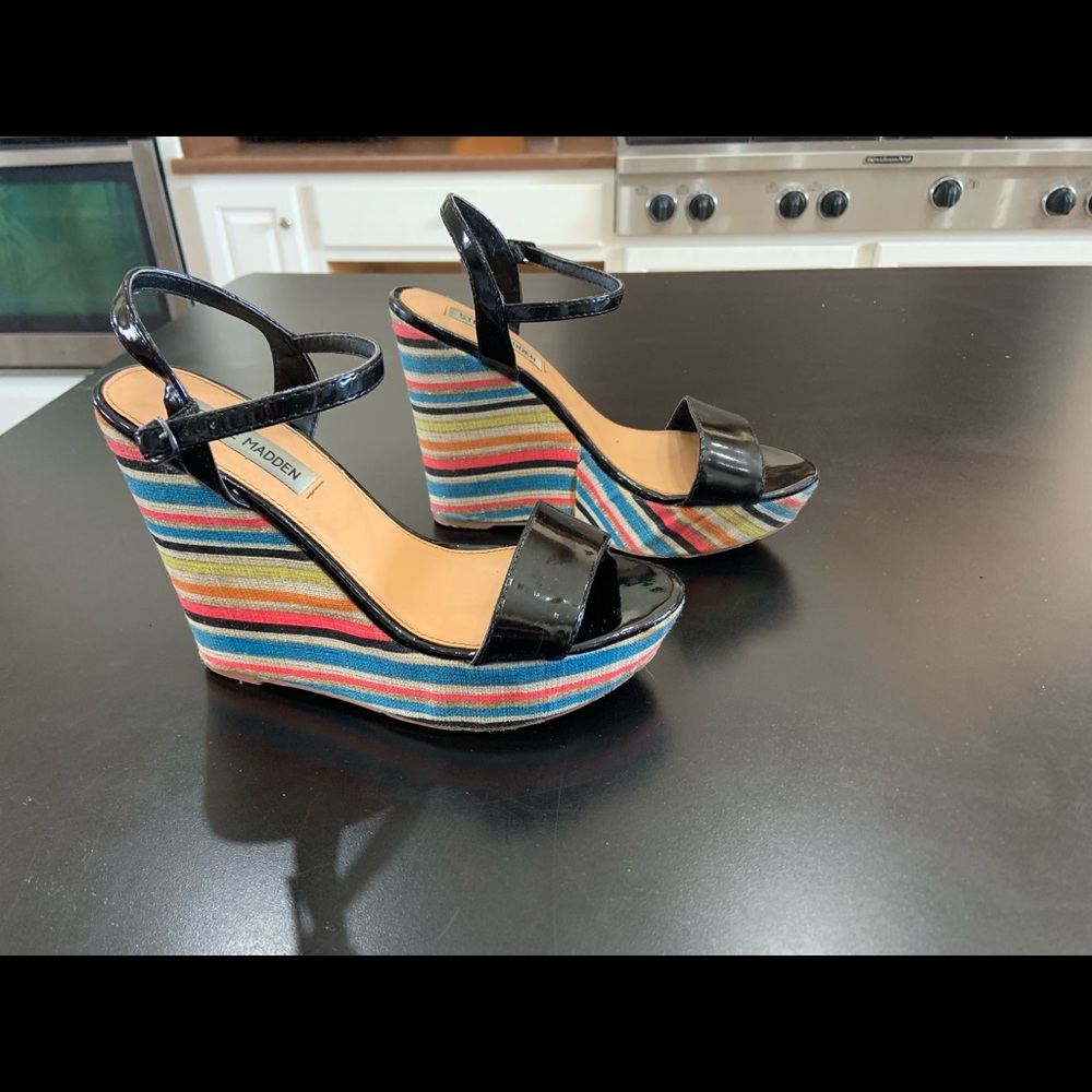 Steve Madden rainbow wedges